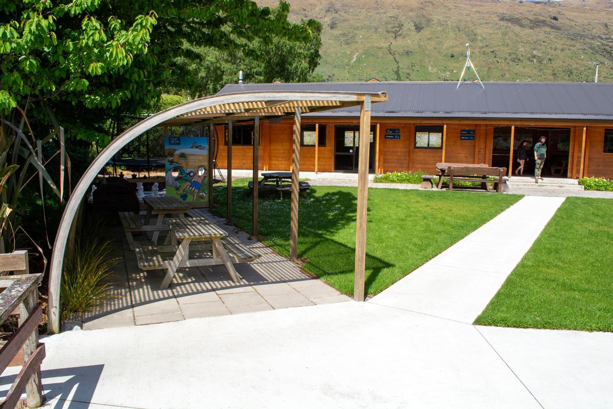 Kingston Top 10 Holiday Park Exterior photo
