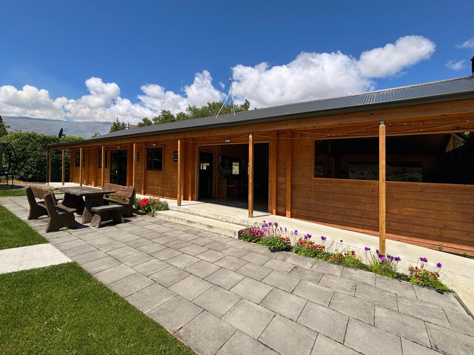 Kingston Top 10 Holiday Park Exterior photo
